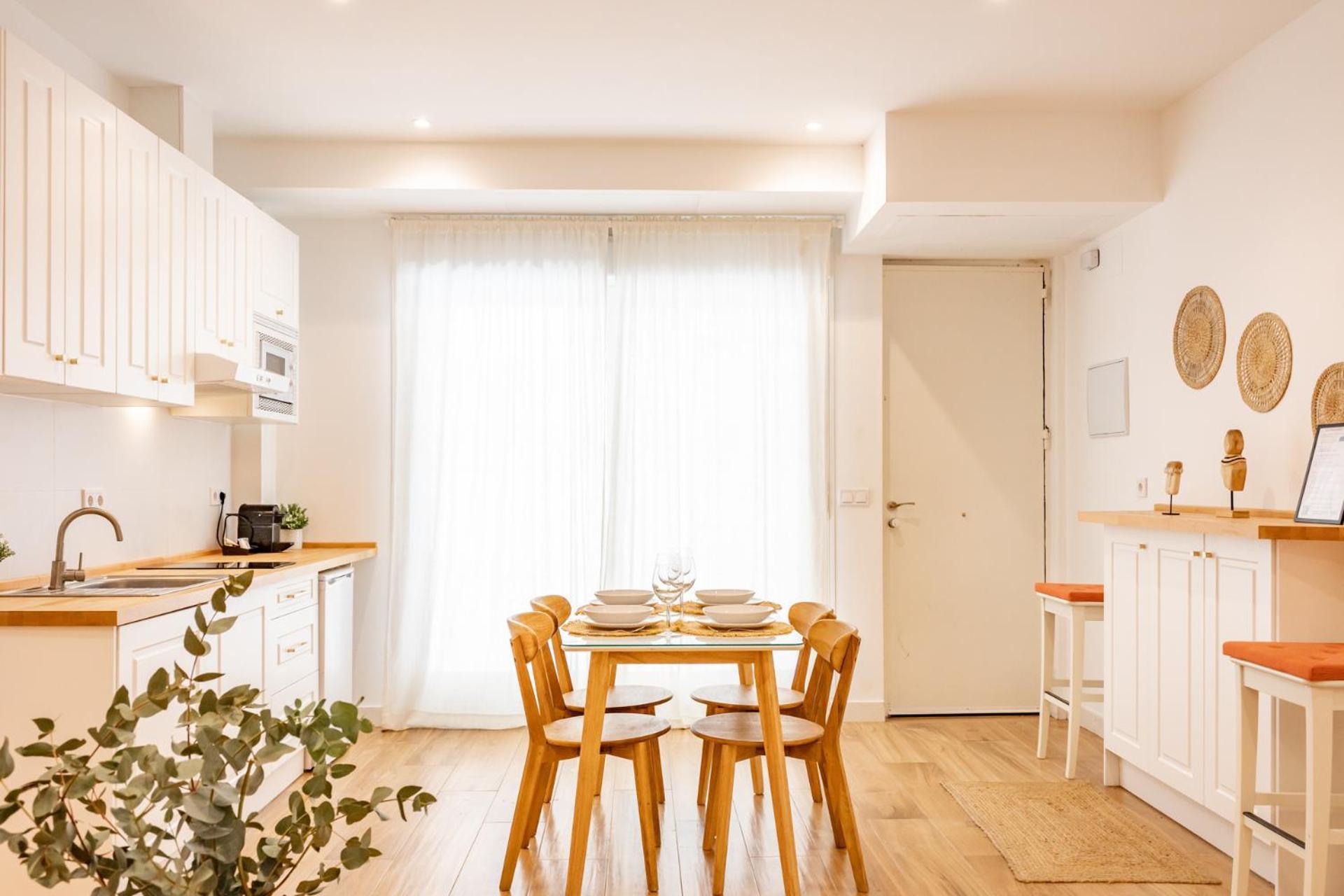 Isg Apartments Triana Estudio 2 Siviglia Esterno foto