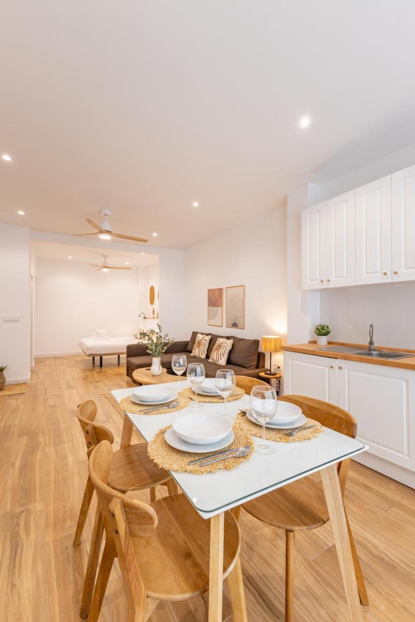 Isg Apartments Triana Estudio 2 Siviglia Esterno foto